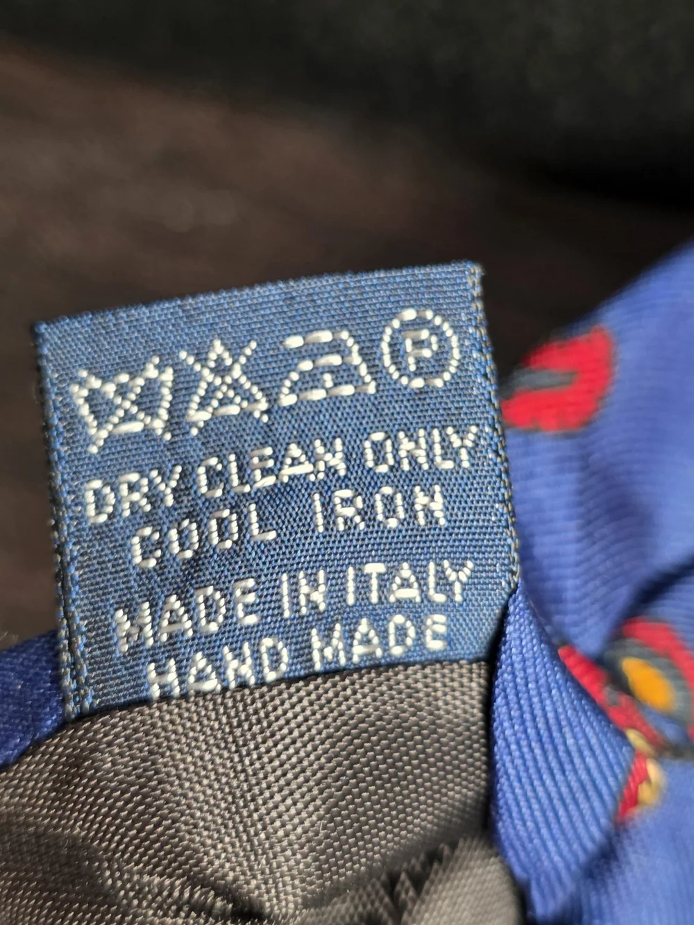 Vintage Façonnable 100% Silk Italian Paisley Tie